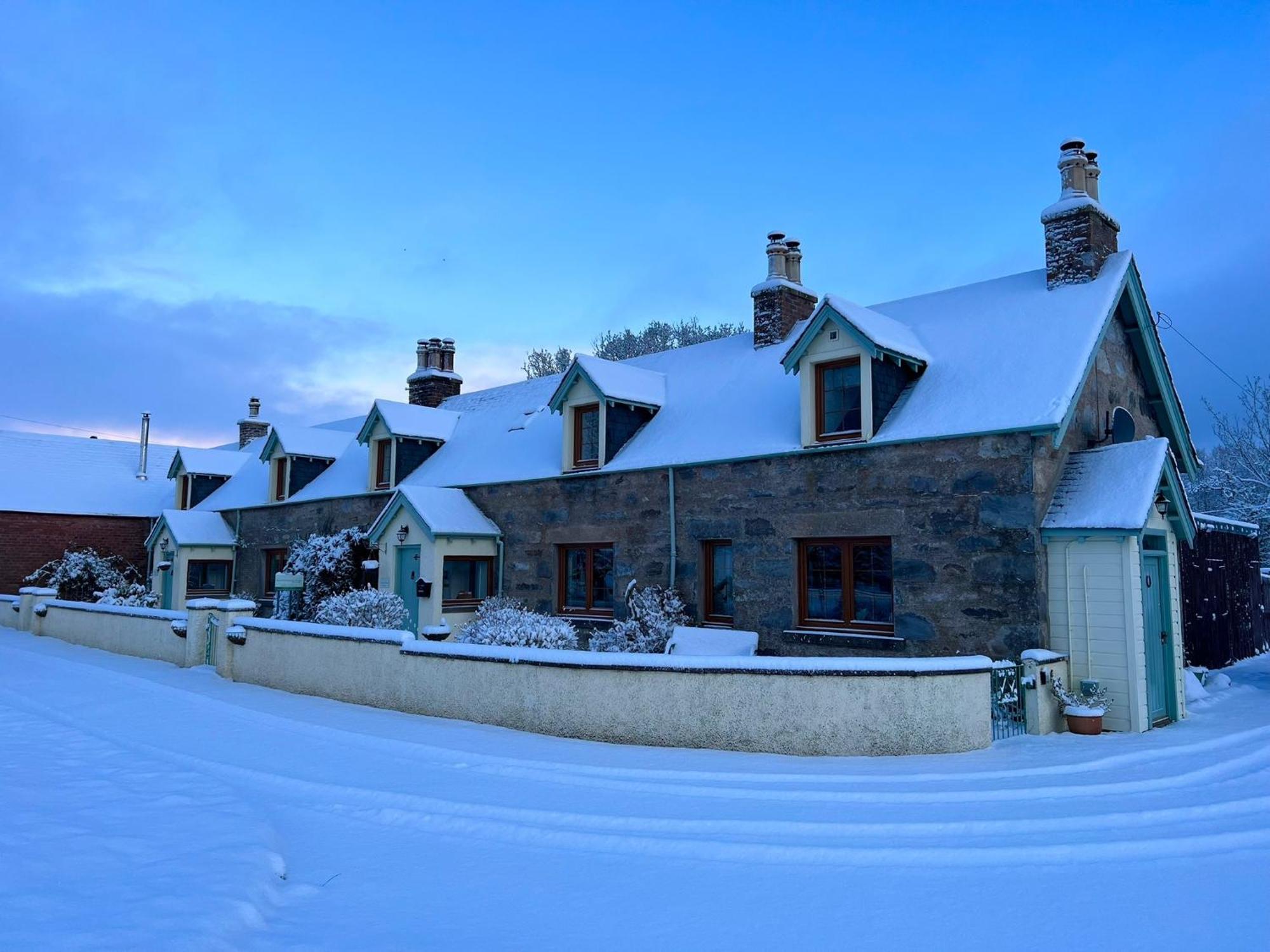Rosemount Bothy - Highland Cottage Garve Luaran gambar